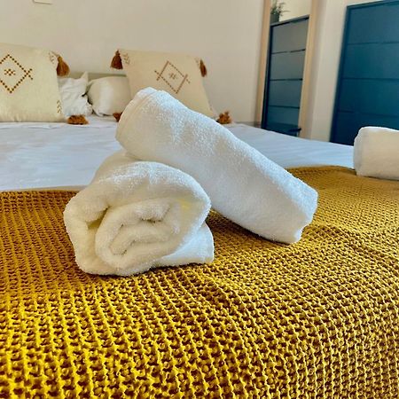 Luxury Suites Minerva Beach Benalmádena Exteriör bild