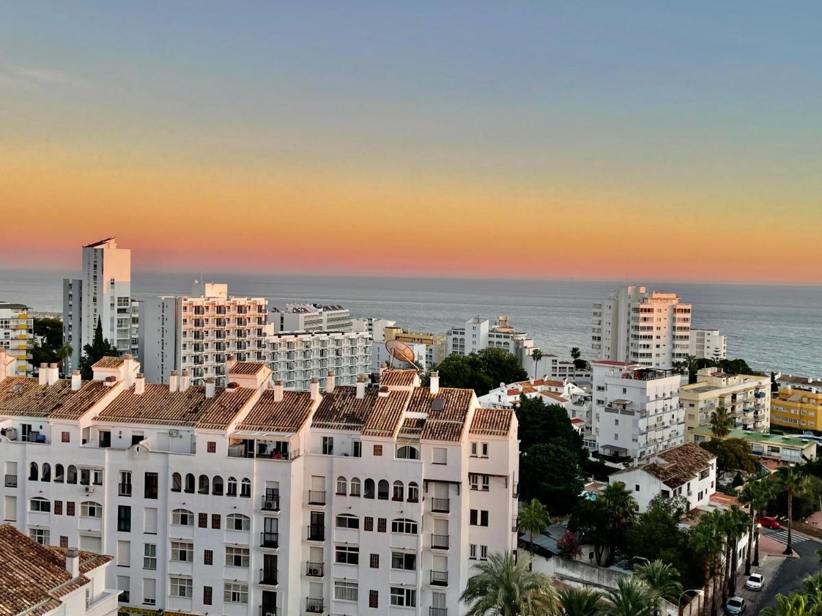 Luxury Suites Minerva Beach Benalmádena Exteriör bild
