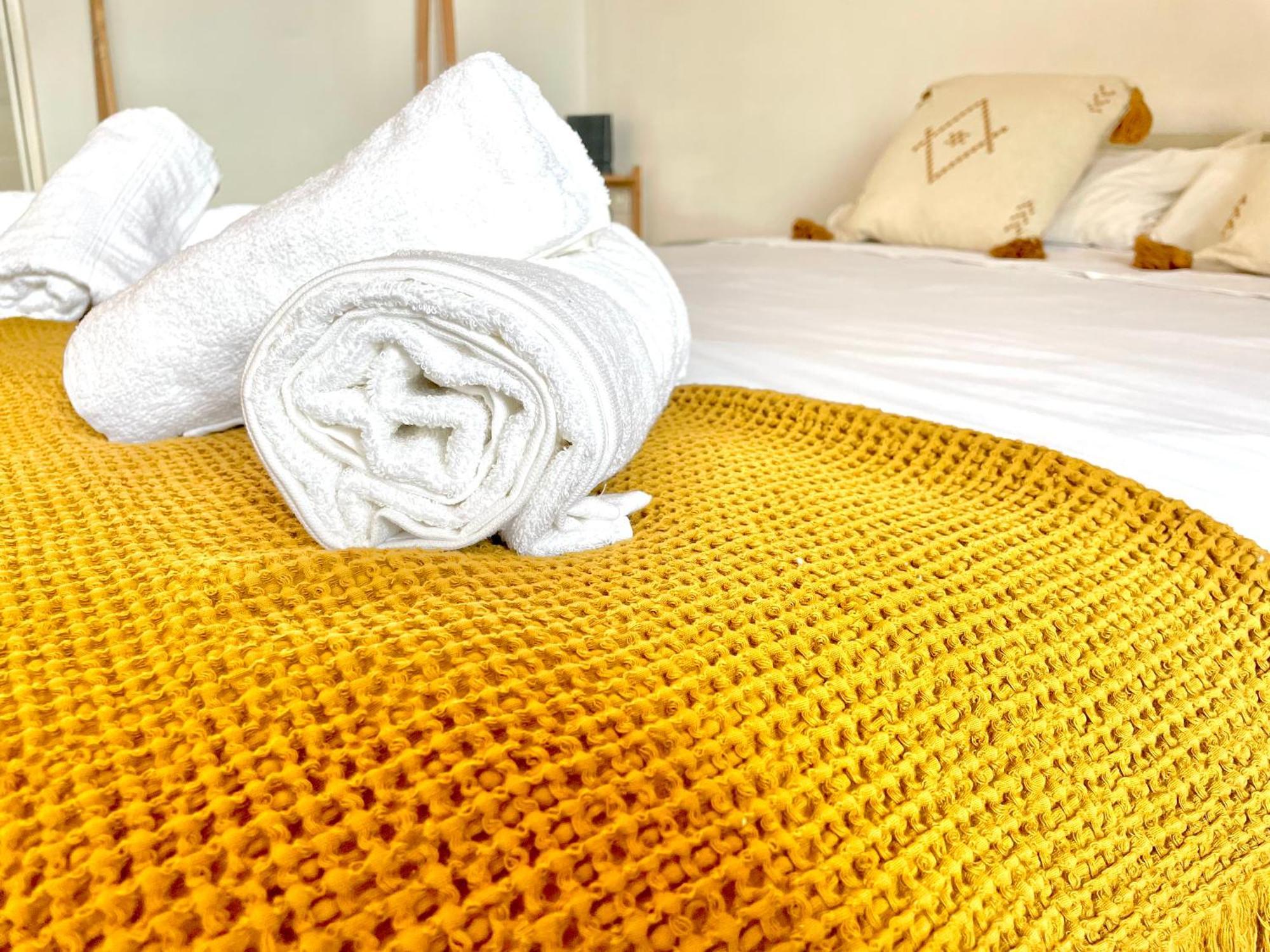 Luxury Suites Minerva Beach Benalmádena Exteriör bild